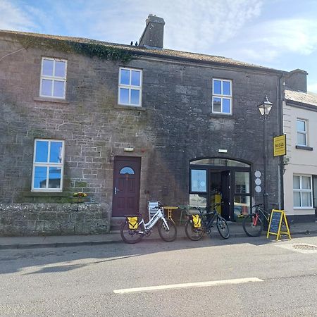 Clonbur House - Two Bedroom Village Apartment Galway Exterior photo